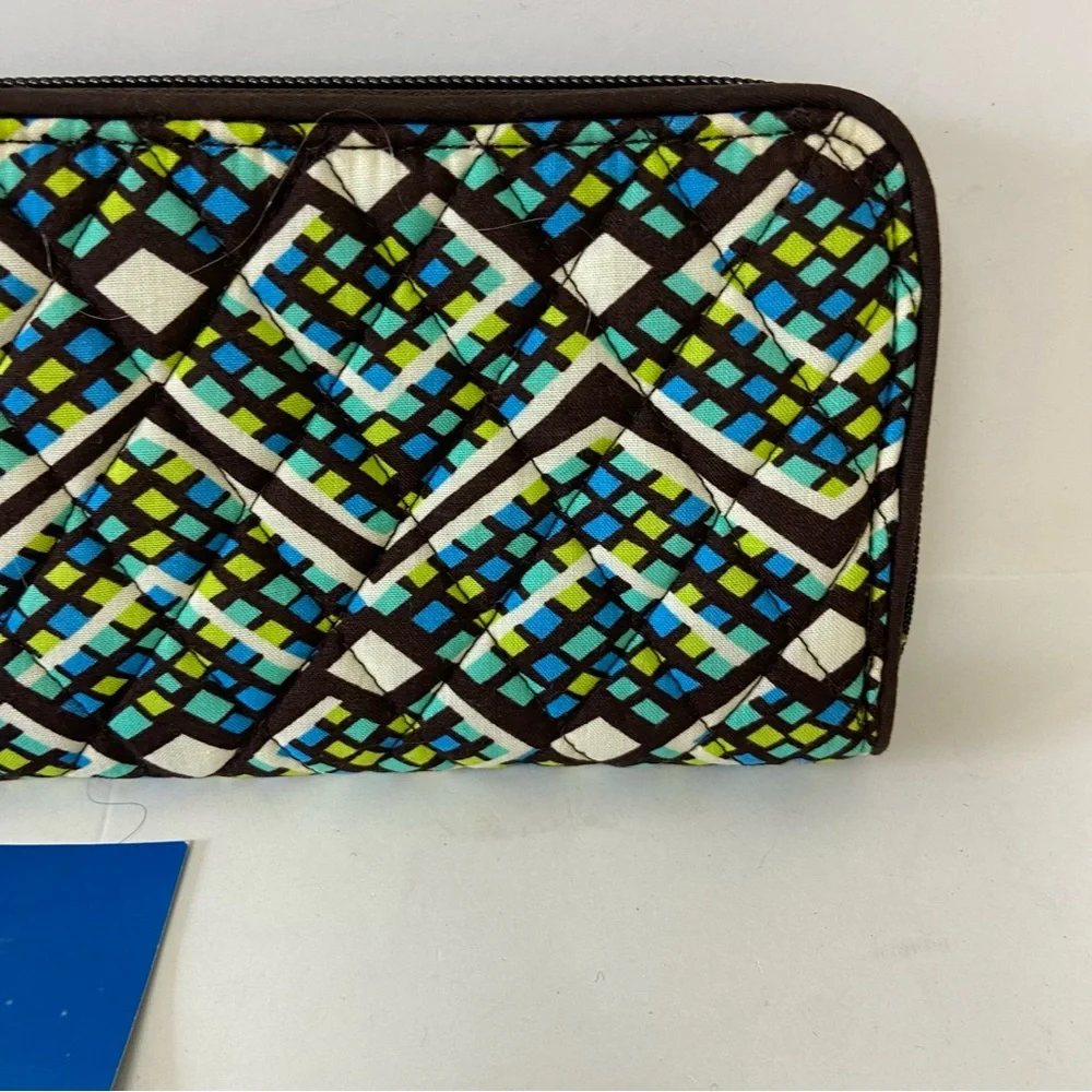 Vera Bradley Wallet RFID Georgia Rain Forest Black Blue Green Zip Quilted Zip - Picture 5 of 10
